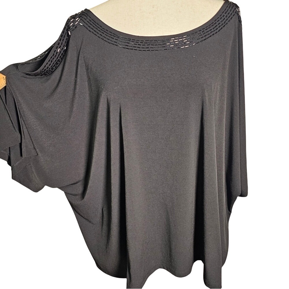 Lane Bryant Black Short Sleeve Dressy Embelleshed Blouse Key Hole Back Sz 26/28